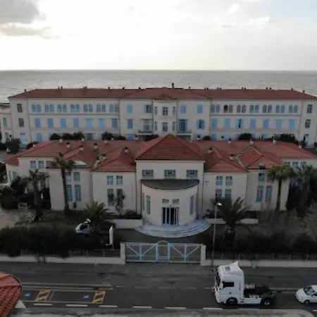 La Del Mare 아파트 *